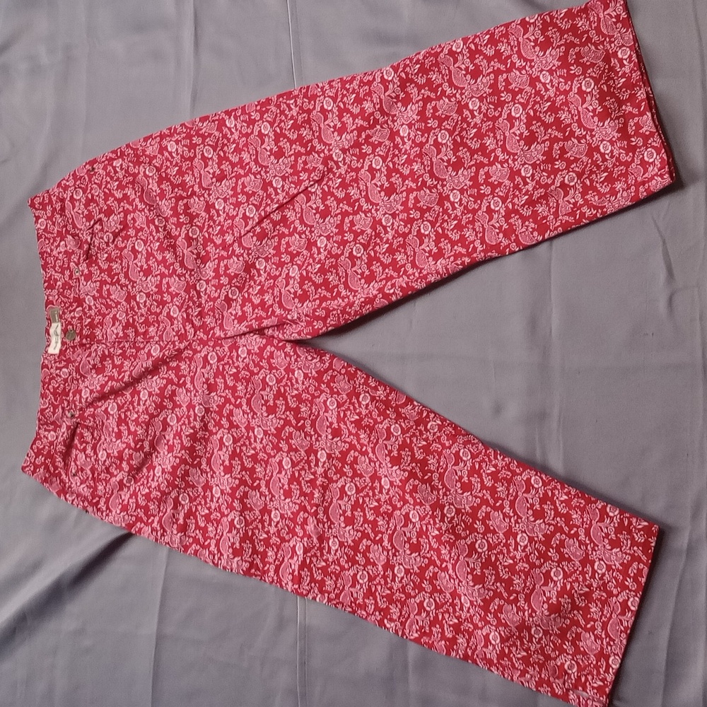 Evan Picone Red & White Cropped Floral Pants
